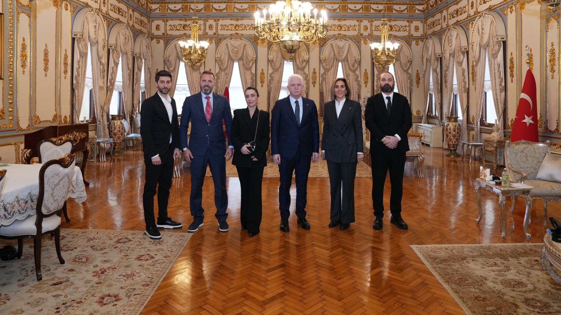 İstanbul Valisi Davut Gül makamında ziyaret edildi